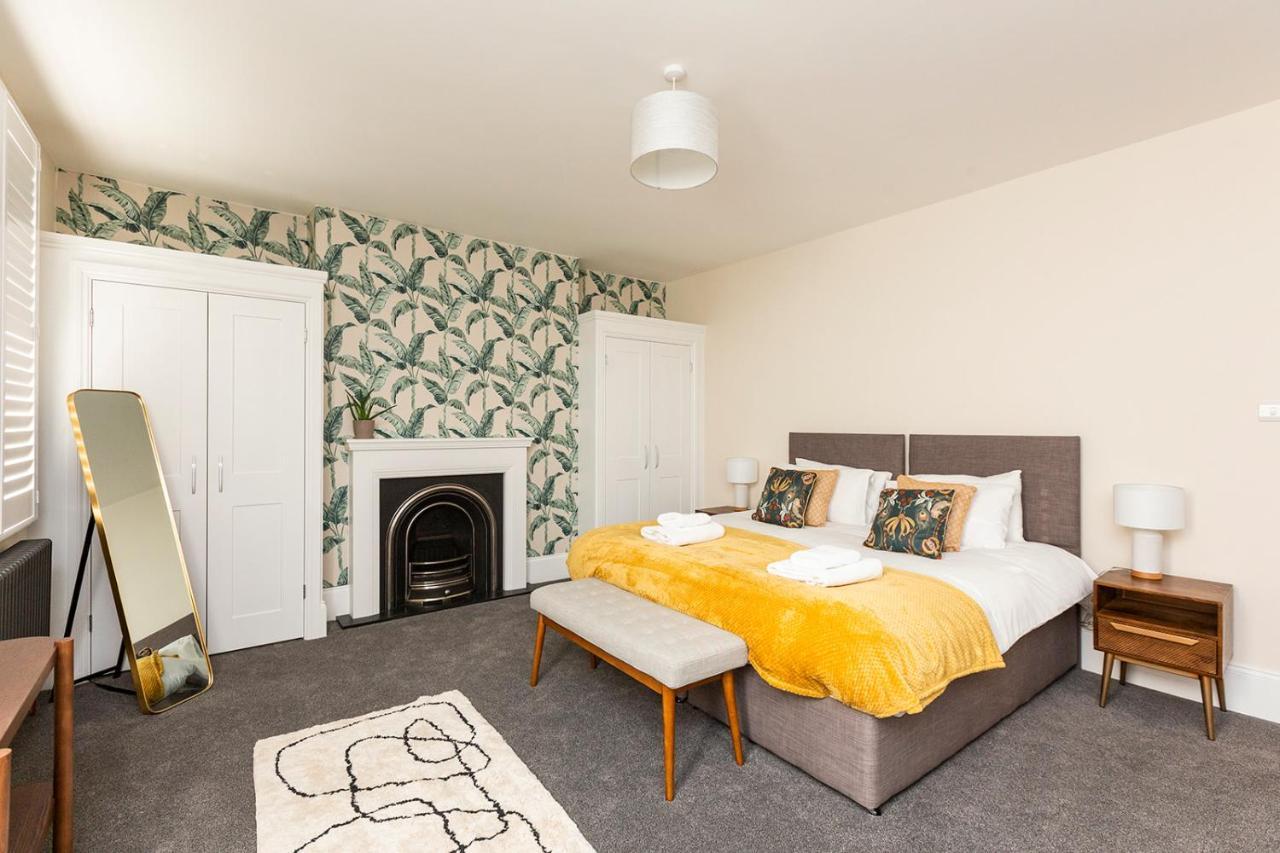 Stunning Seaside Apartment Over 3 Floors Near Margate Westgate-on-Sea Exterior photo