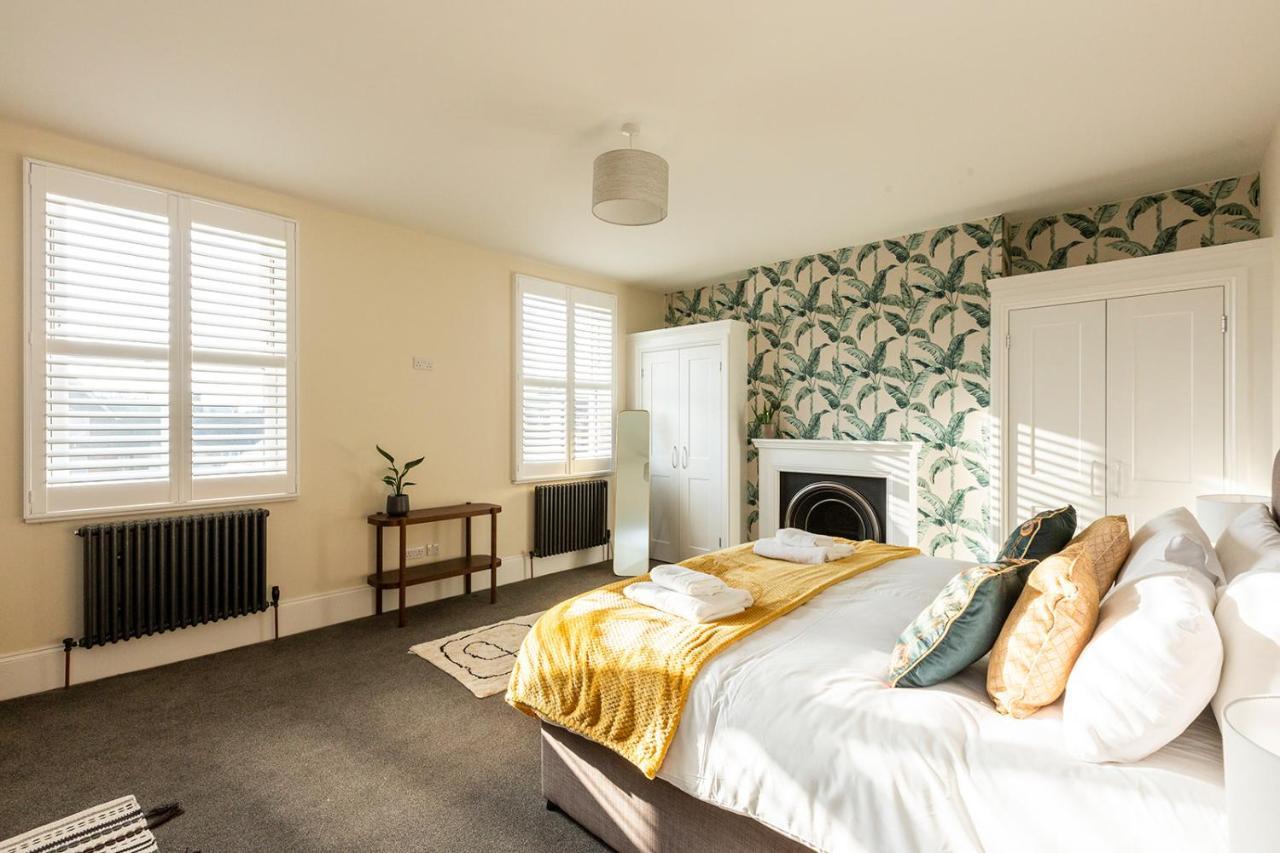 Stunning Seaside Apartment Over 3 Floors Near Margate Westgate-on-Sea Exterior photo